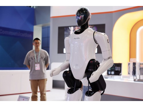 中國多地搶抓大模型機遇打造人工智能創新高地